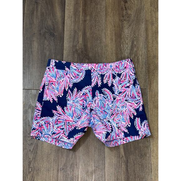Lilly Pulitzer Arabeth Stretch Shorts Size 0 Oyster Bay Blue Miss Shell - Picture 1 of 7